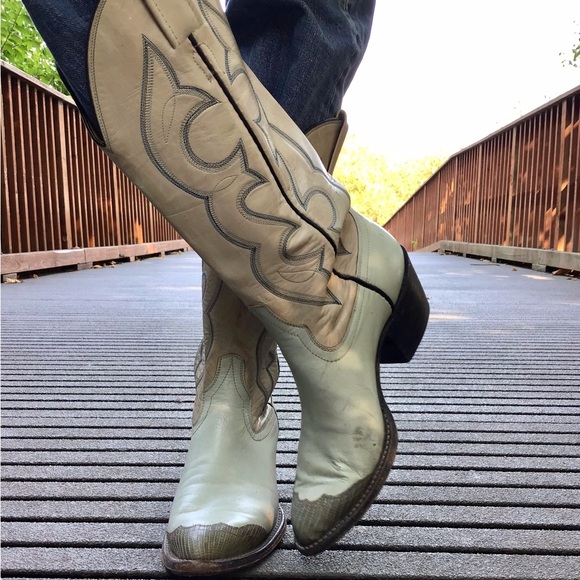 🤠 Vintage Laramie mint green Cowboy Boots - Picture 10 of 14